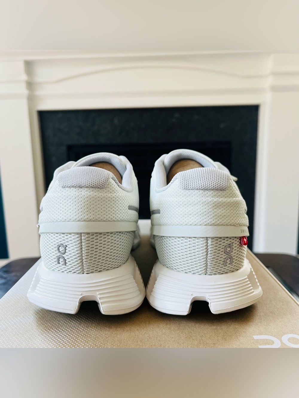 Sz 5 On Cloud 5 Women's Sneakers Trainers Shoes Ice/White (Kids 3.5) 59.98774 - Picture 5 of 7